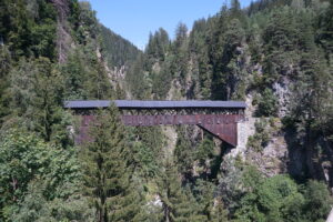 Holzbrücke Punt Gronda, Val Russein, Disentis/Sumvitg, Surselva