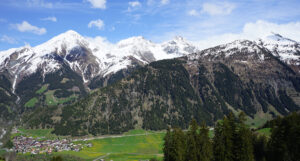 Frühling im Val Medel – das Tal bei Curaglia